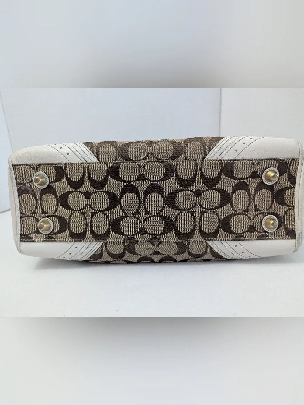 COACH Hamptons Signature Canvas Shoulder Bag Brown Monogram White Leather H0673